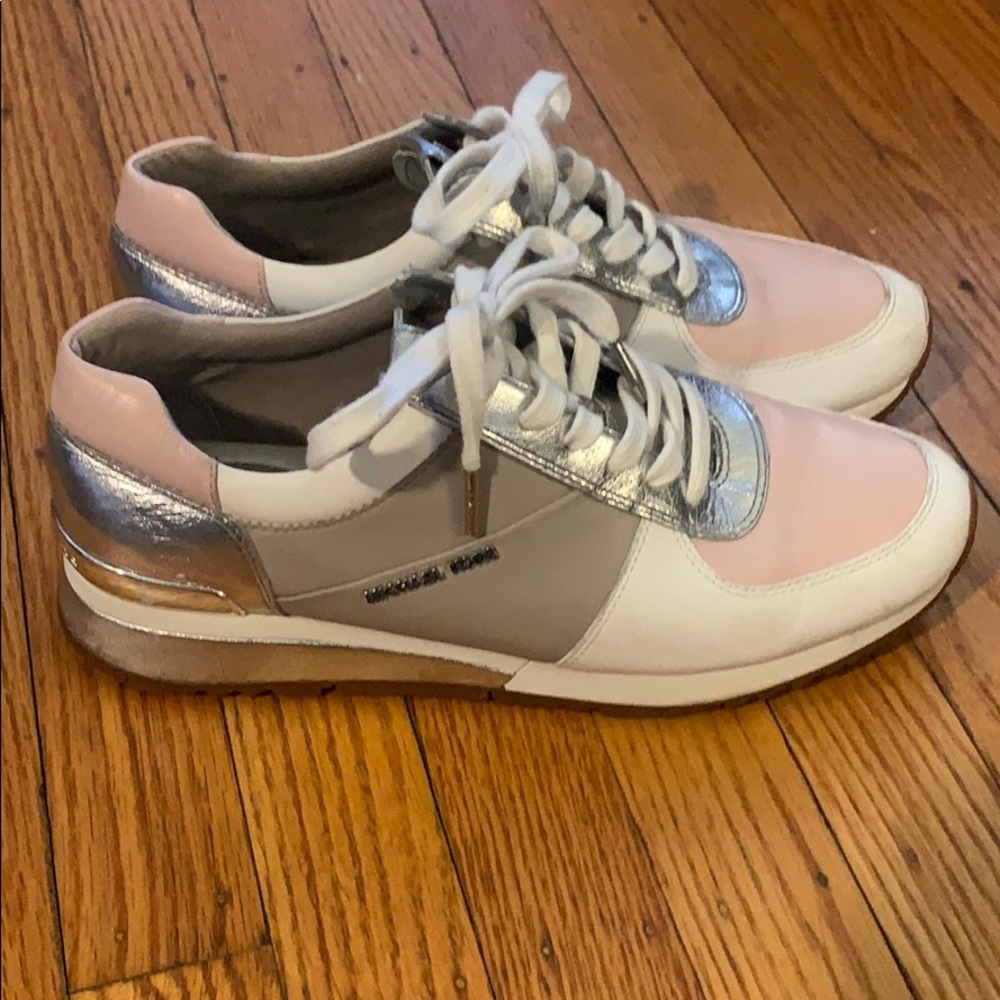 Micheal Kors sneakers